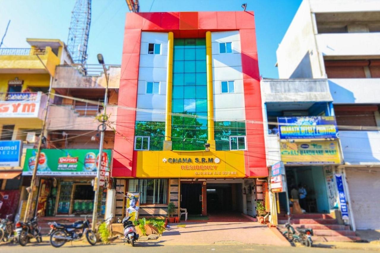Gnana Srm Residecny Hotel Puducherry Buitenkant foto